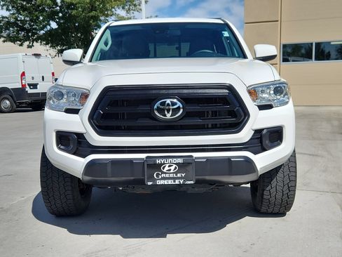 Used 2021 Toyota Tacoma SR AWD/4WD image 8