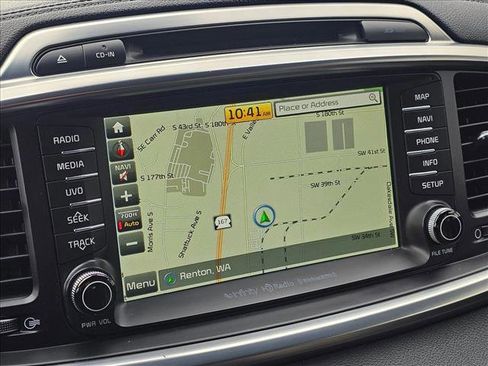 Used 2017 Kia Sorento SX image 25