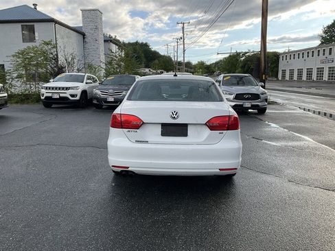Used 2014 Volkswagen Jetta SE FWD image 6