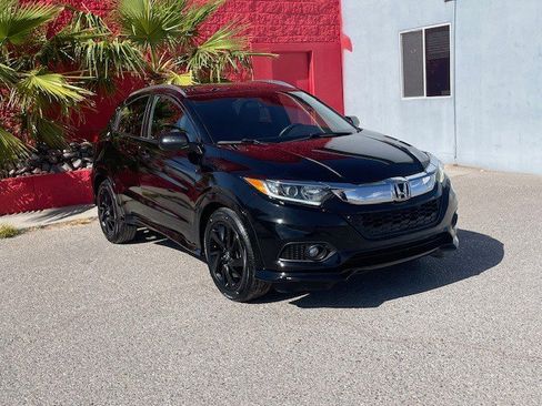 Used 2021 Honda HR-V Sport image 1