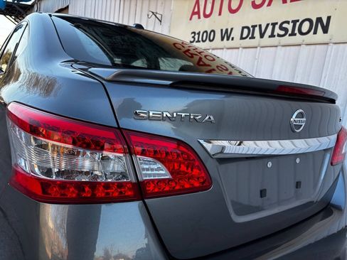 Used 2015 Nissan Sentra SR FWD image 9