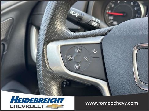 Used 2022 GMC Terrain SLE w/ Driver Convenience Package image 24