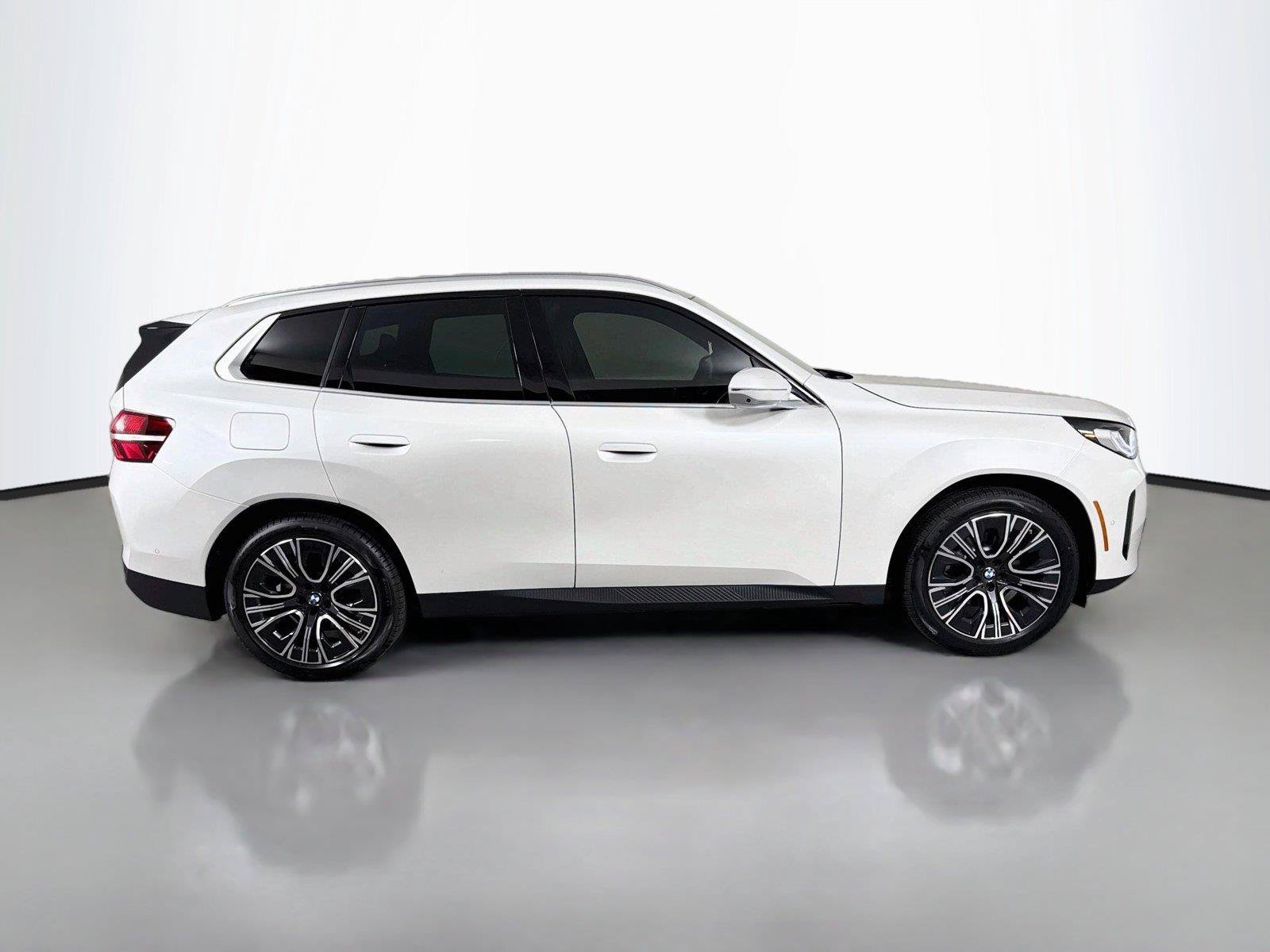 New 2026 BMW X3 xDrive30i w/ Premium Package AWD/4WD image 4