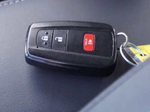Used 2019 Toyota Corolla XSE w/ Carpet Mat Package FWD image 21