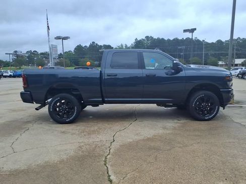 New 2026 RAM 2500 Big Horn AWD/4WD image 2