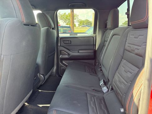 Used 2026 Nissan Frontier PRO-4X AWD/4WD image 24