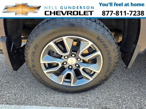 Certified 2024 Chevrolet Silverado 1500 LT AWD/4WD image 9