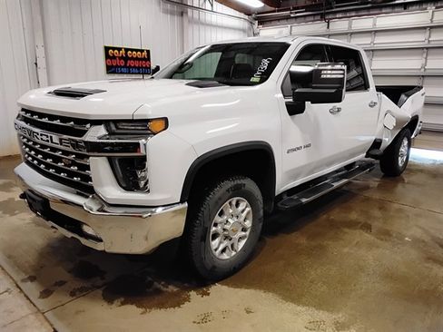 Used 2021 Chevrolet Silverado 2500 LTZ image 4