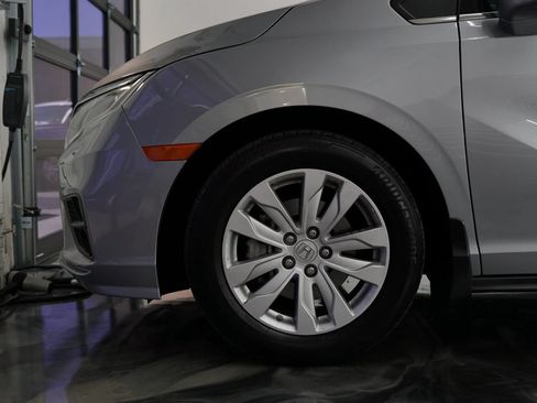 Used 2019 Honda Odyssey LX image 17