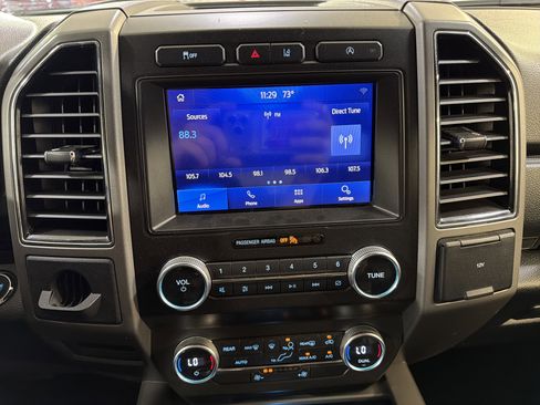 Used 2021 Ford Expedition XLT image 17