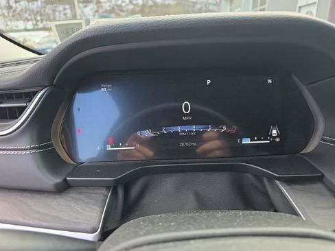 Used 2023 Jeep Grand Cherokee Limited image 10