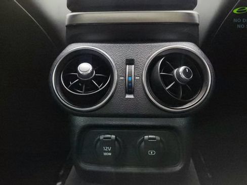 Used 2020 Kia Stinger GT2 AWD/4WD image 38