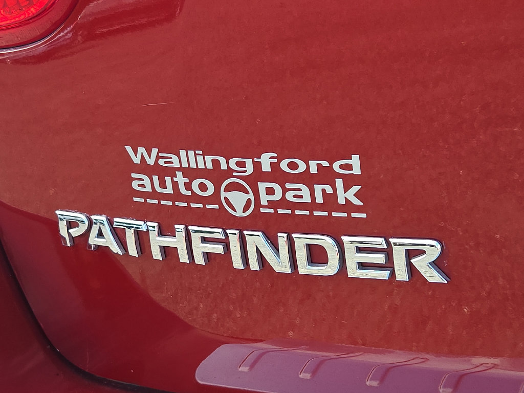 Used 2020 Nissan Pathfinder SV AWD/4WD image 29