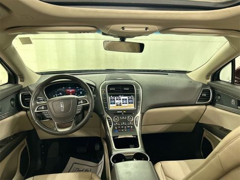 Used 2019 Lincoln Nautilus Reserve image 19