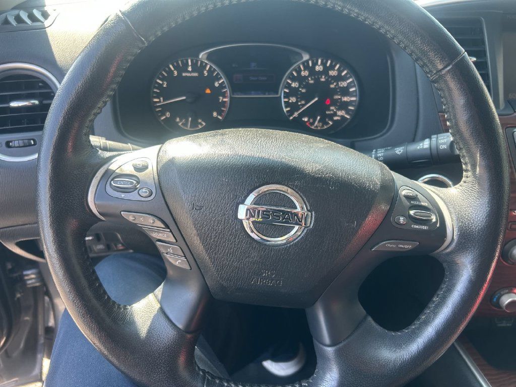 Used 2020 Nissan Pathfinder Platinum w/ Cargo Package FWD image 19