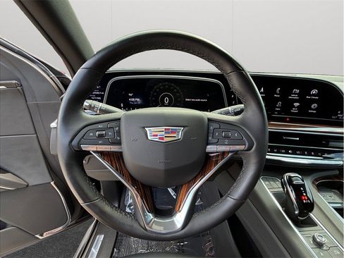 Used 2022 Cadillac Escalade Luxury RWD image 28