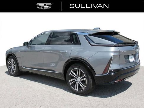 New 2025 Cadillac Lyriq Luxury image 4