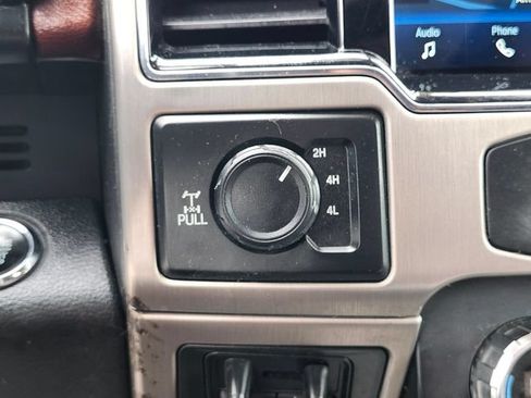 Certified 2022 Ford F350 Platinum AWD/4WD image 26