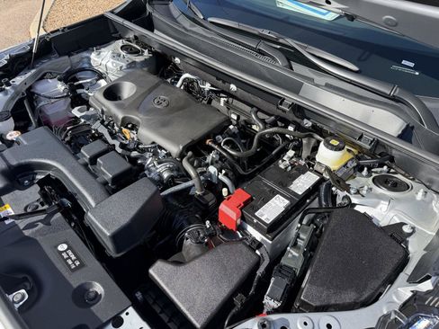 Used 2025 Toyota RAV4 LE image 41