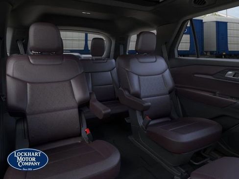 New 2026 Ford Explorer Platinum image 11