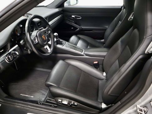 Used 2018 Porsche 911 Carrera S RWD image 15