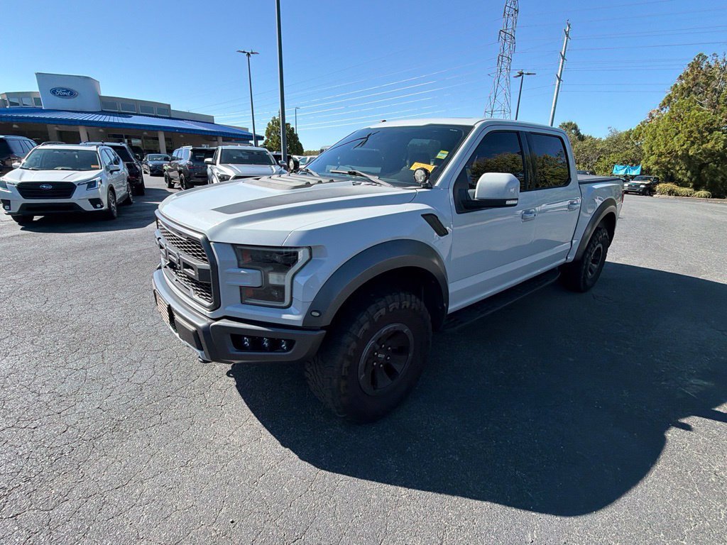Used 2017 Ford F150 Raptor w/ Equipment Group 802A Luxury AWD/4WD image 23