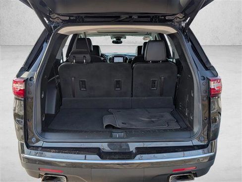Used 2020 Chevrolet Traverse Premier image 6