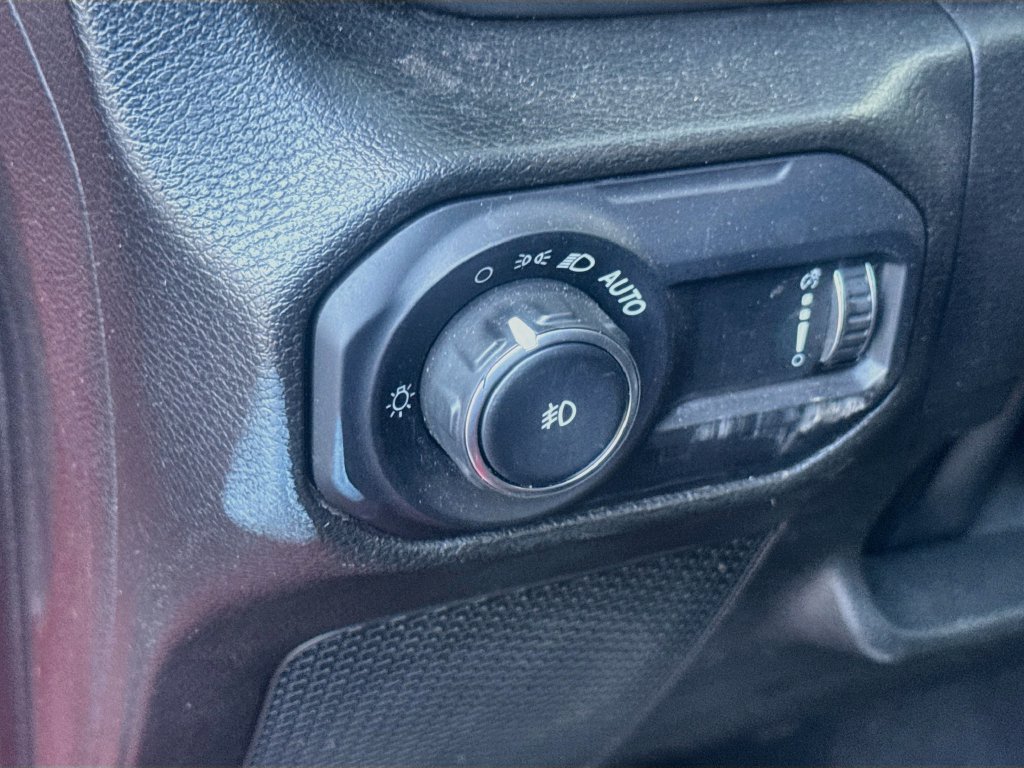 Certified 2023 Jeep Wrangler Unlimited Sport AWD/4WD image 11