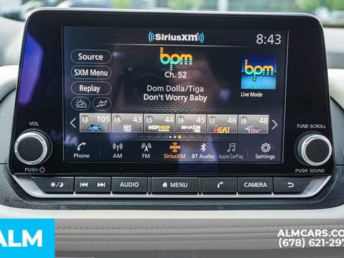 Used 2025 Nissan Rogue SV FWD image 37