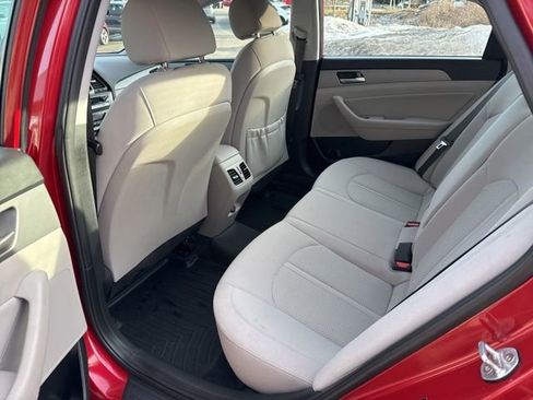 Used 2019 Hyundai Sonata SEL image 16