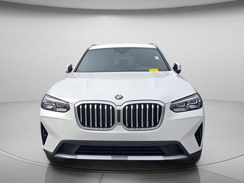 Used 2024 BMW X3 sDrive30i RWD image 3