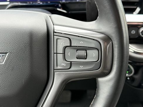 Used 2025 Chevrolet Silverado 2500 ZR2 w/ Technology Package image 28