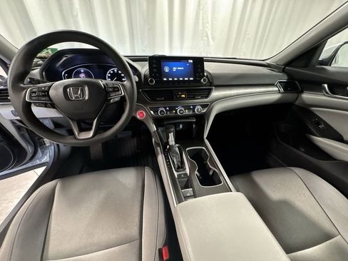 Certified 2019 Honda Accord LX image 15