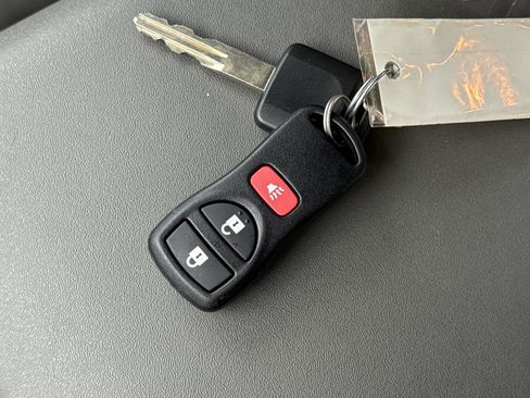 Used 2019 Nissan Frontier Desert Runner image 34