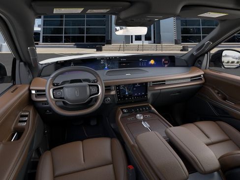 New 2026 Lincoln Navigator Reserve AWD/4WD image 9
