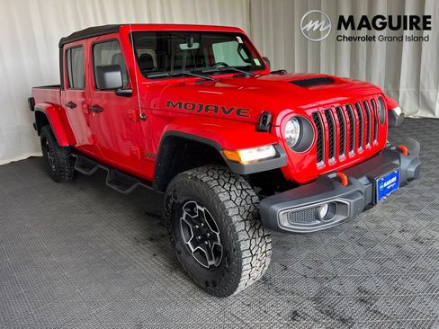 Used 2023 Jeep Gladiator Mojave w/ Cold Weather Group AWD/4WD image 28