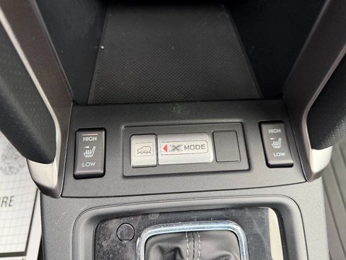 Used 2018 Subaru Forester 2.5i Touring AWD/4WD image 25