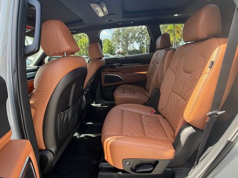 Certified 2025 Kia Telluride SX X-Line AWD/4WD image 19
