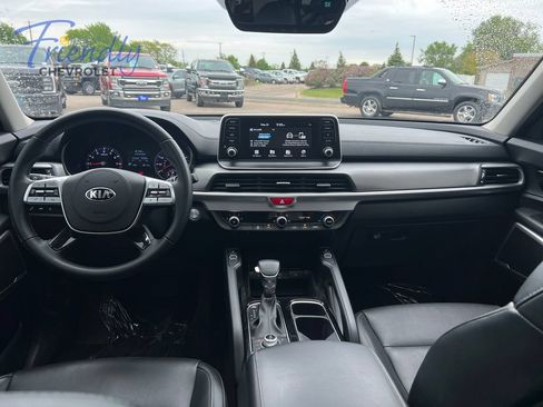 Used 2020 Kia Telluride S AWD/4WD image 17