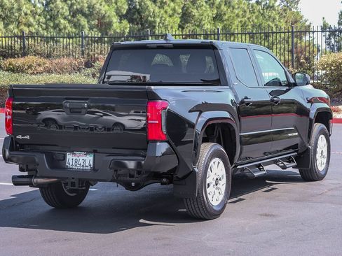 Certified 2026 Toyota Tacoma SR5 AWD/4WD image 7