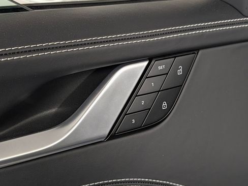 Certified 2025 Porsche 911 Turbo S image 24