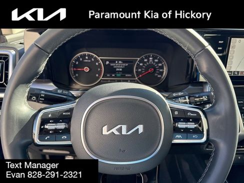 Used 2023 Kia Sorento S w/ Panoramic Sunroof Package image 31