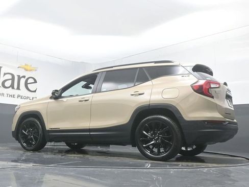 Used 2023 GMC Terrain SLE w/ Driver Convenience Package image 55