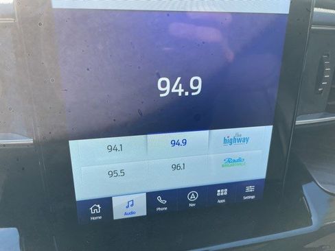 Used 2023 Ford Explorer Platinum w/ Technology Package image 15