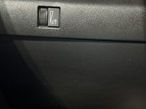 Certified 2023 GMC Canyon Elevation w/ Convenience Package image 18