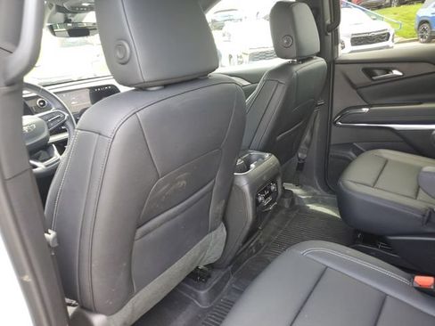 New 2026 Chevrolet Traverse LT w/ Midnight/Sport Edition FWD image 27
