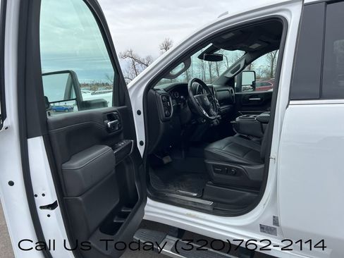 Certified 2022 Chevrolet Silverado 3500 LTZ image 11