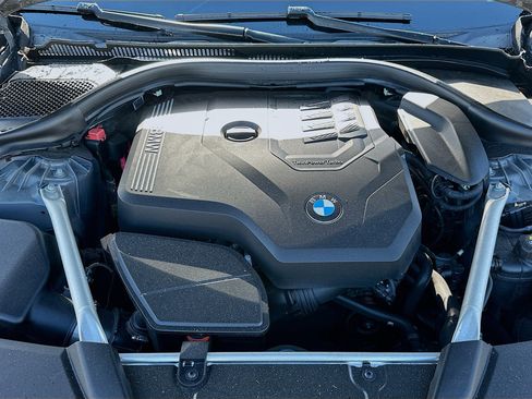 Used 2021 BMW 530i w/ Premium Package image 36