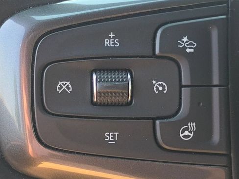 Used 2024 Chevrolet Silverado 1500 High Country w/ Technology Package AWD/4WD image 37