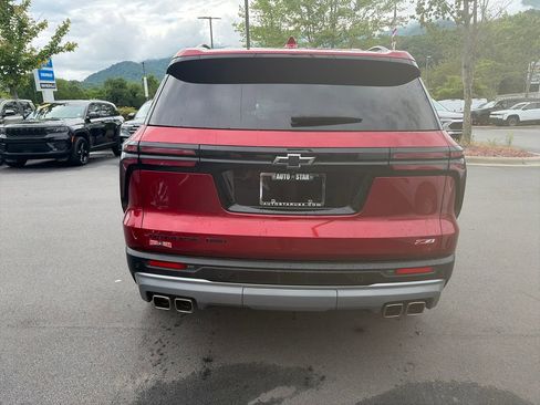 Used 2025 Chevrolet Traverse Z71 w/ Driver Confidence Package AWD/4WD image 6